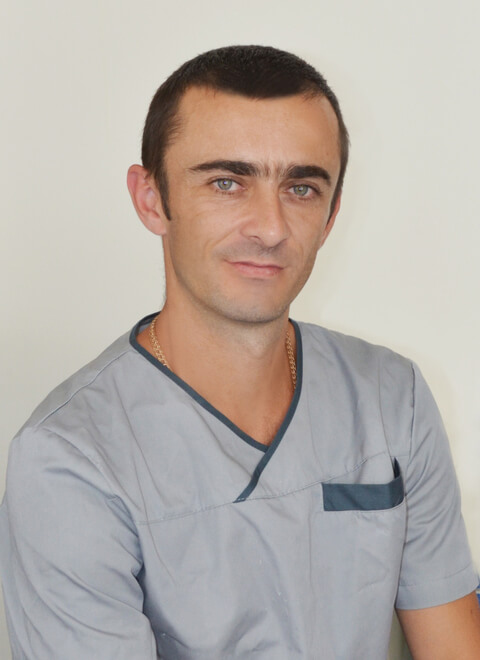 Пылявец Виктор Сергеевич : Врач-стоматолог